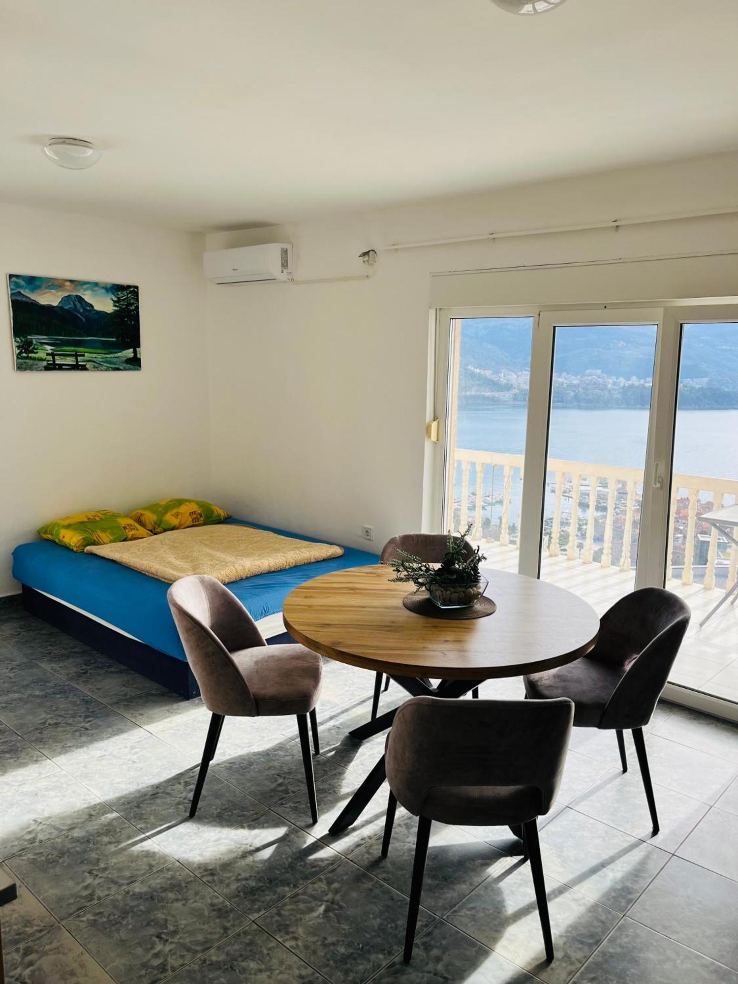 Top View Apartment Budva Bagian luar foto
